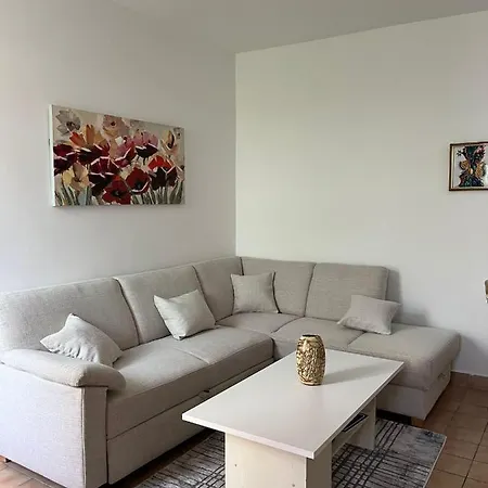 Apartman Mara شقة *